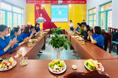 HỘI NGHỊ CHI ĐOÀN TRƯỜNG MẦM NON HOA BAN – NHIỆM KỲ 2025-2026 HỘI NGHỊ CHI ĐOÀN TRƯỜNG MẦM NON HOA BAN – NHIỆM KỲ 2025-2026