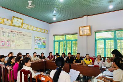 TRƯỜNG MẦM NON HOA BAN TỔ CHỨC HỌP ĐÁNH GIÁ, XẾP LOẠI CHẤT LƯỢNG VIÊN CHỨC CUỐI NĂM HỌC